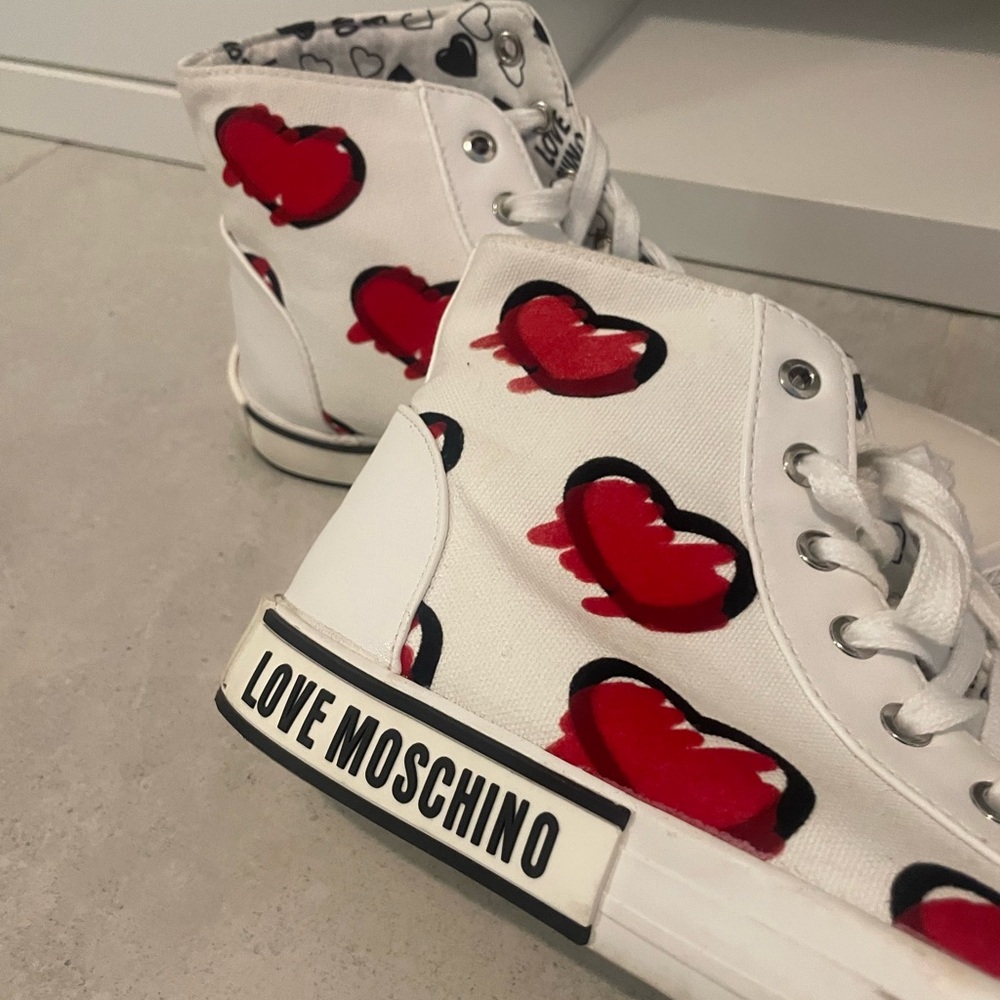 Love Moschino White and Red Heart High-Top Sneakers